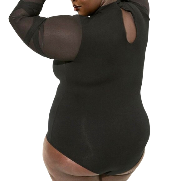 ❤️NWT VINTAGE TORRID BODYSUIT - FOXY MESH LATTICE - CUT OUT FRONT -  PLUS SIZE - Picture 2 of 9